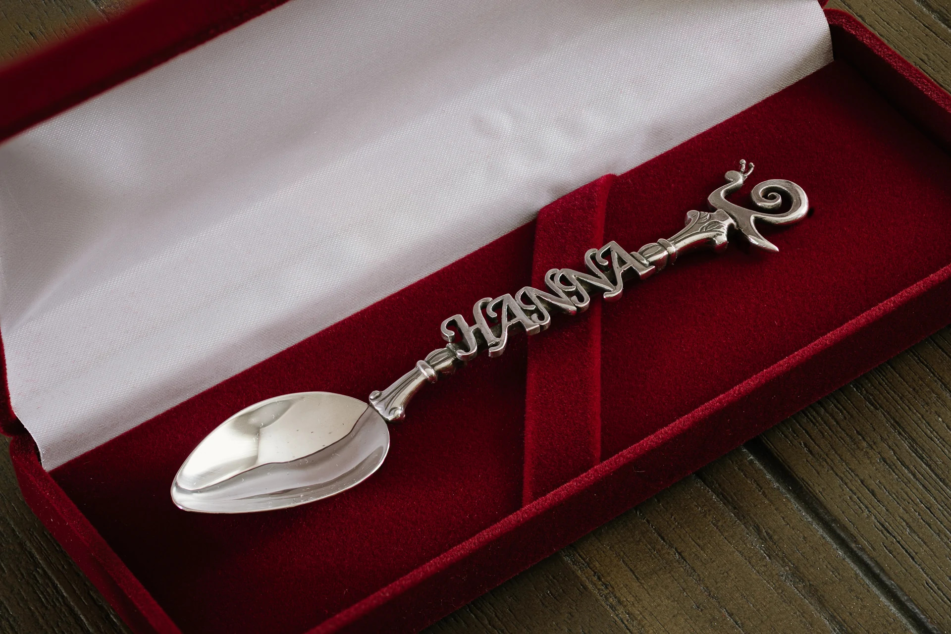 ezüst névbetétes kanál